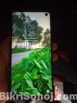 Samsung S10